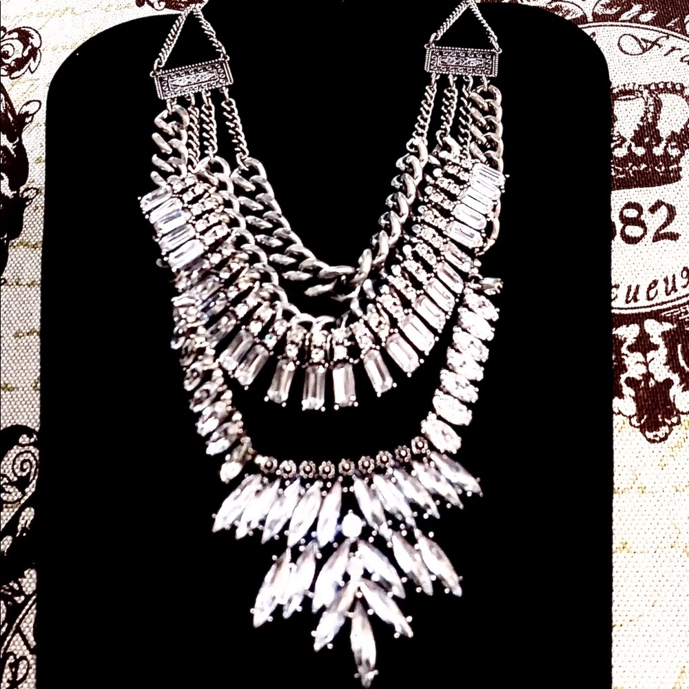 Gorgeous 3 Layer Collar necklace